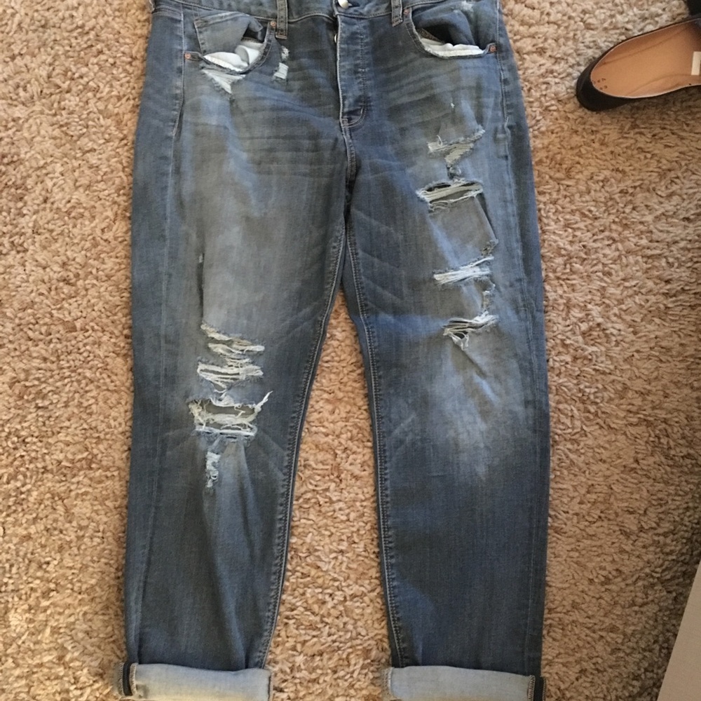 AE GIRLFRIEND JEANS